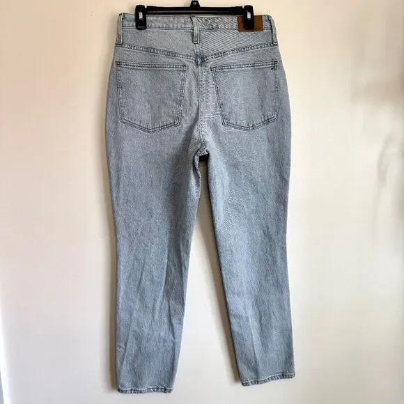 Madewell Curvy Perfect Vintage Jean - Light Wash | Size 30 - Picture 2 of 9